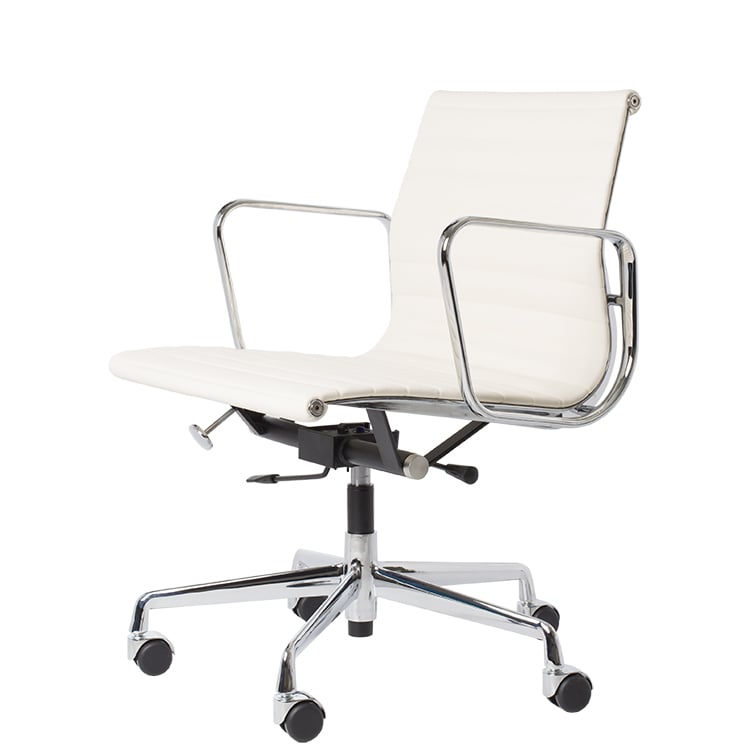 Charles Eames style, Kontorstol EA117 lær hvit