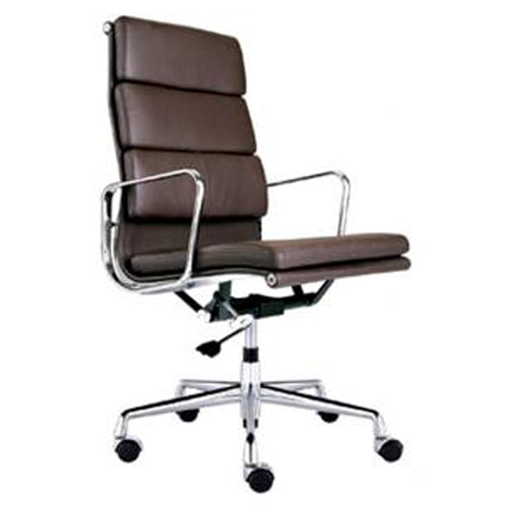 Charles Eames style, Styreleder EA219 lær brun
